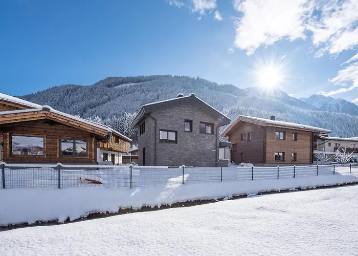 In Wald Near Krimml Waterfalls 瓦尔德平古