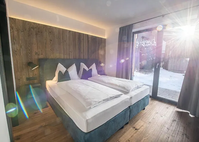 In Wald Near Krimml Waterfalls Вальд (Пинцгау)